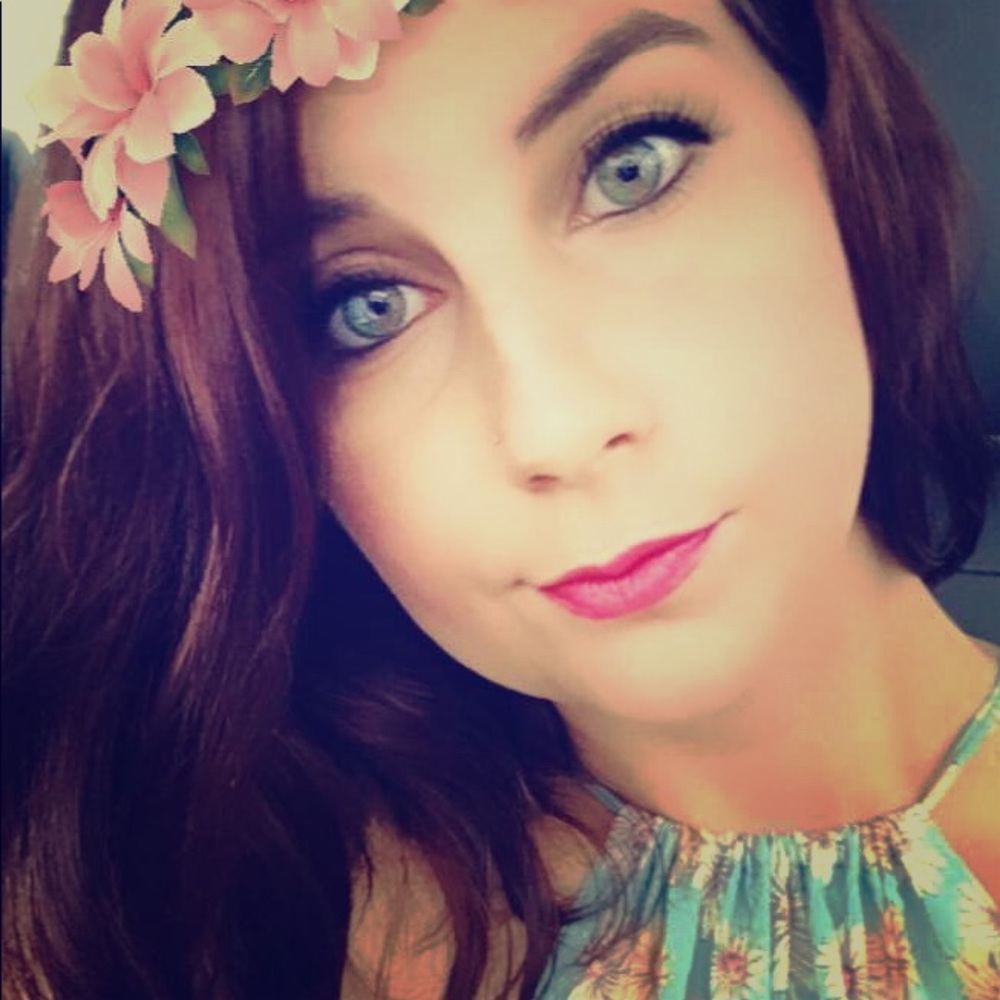 Meet your Posher, Jasmine